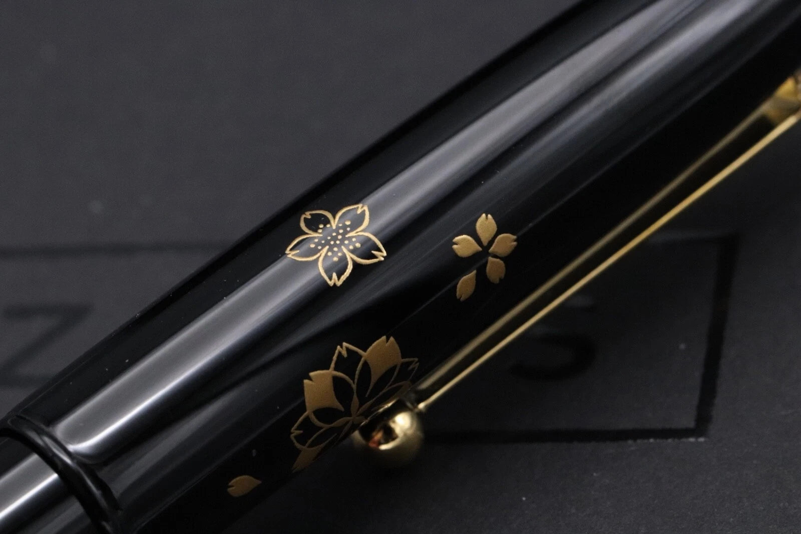 Pilot Sakura Cherry Blossom Togidashi Maki-e Fountain Pen image 1