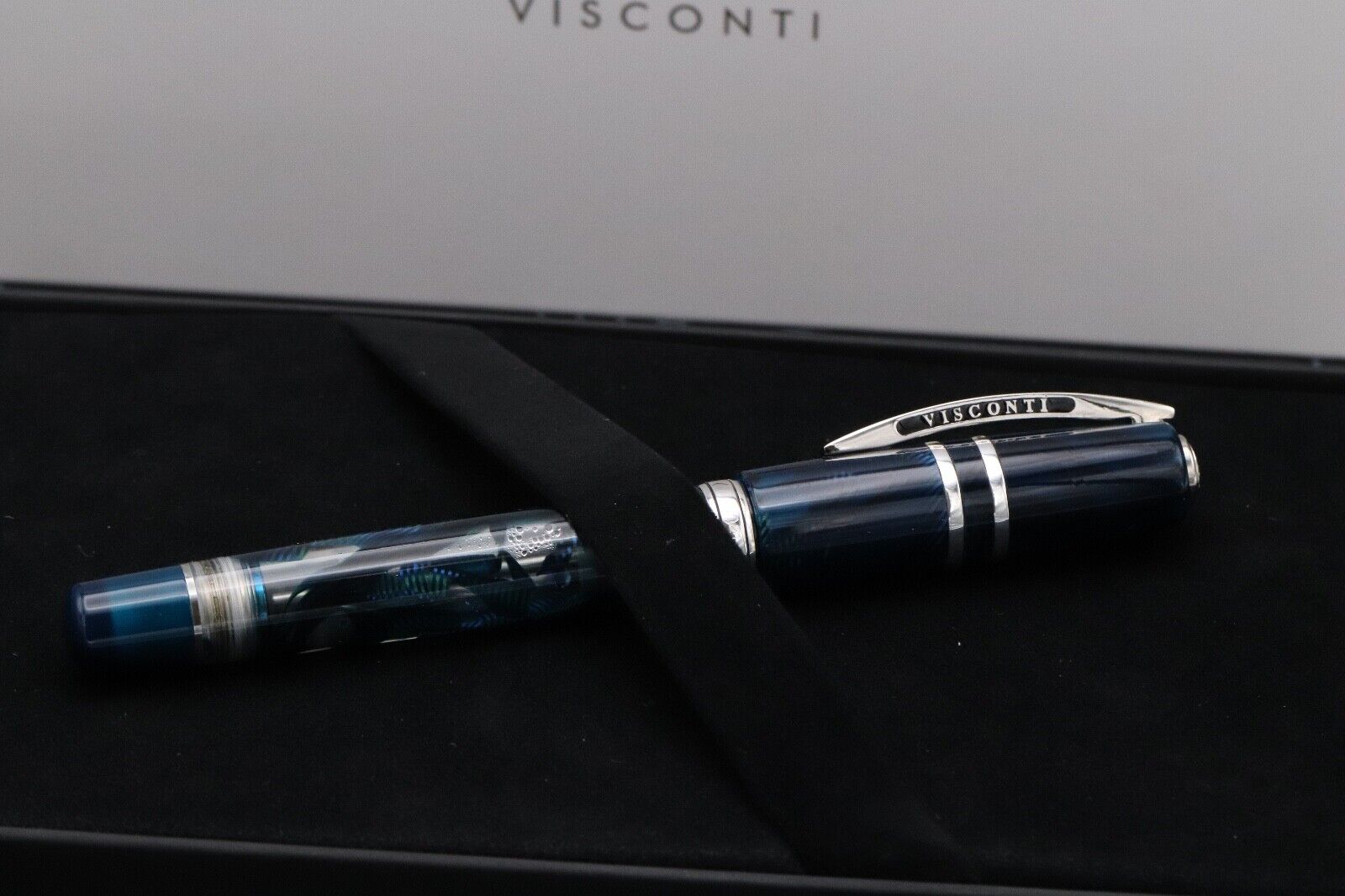 Visconti Homo Sapiens Crystal Swirl LE Fountain Pen - 23k Extra Fine image 8