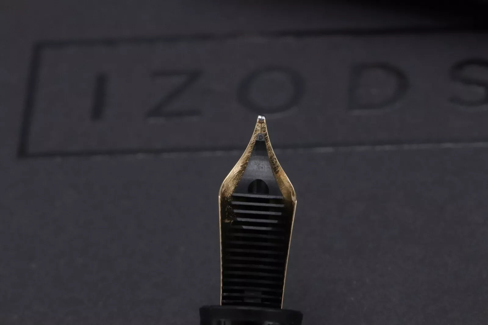 Montblanc Meisterstuck 146 LeGrand Gold Coated Fountain Pen - OM Nib image 4