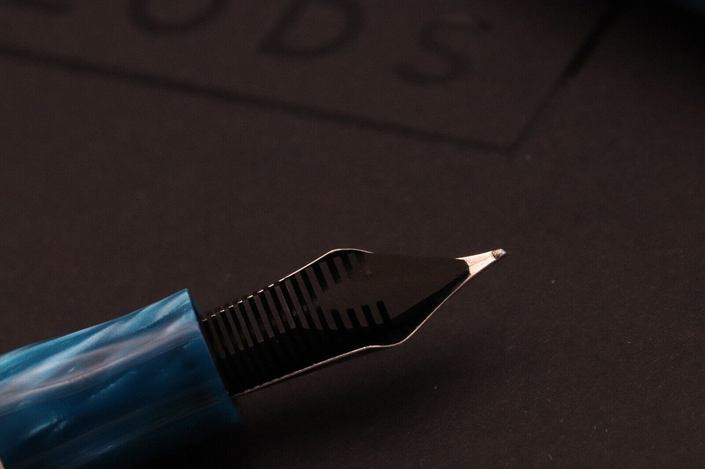 Montegrappa Classica Turquoise Celluloid Fountain Pen image 3