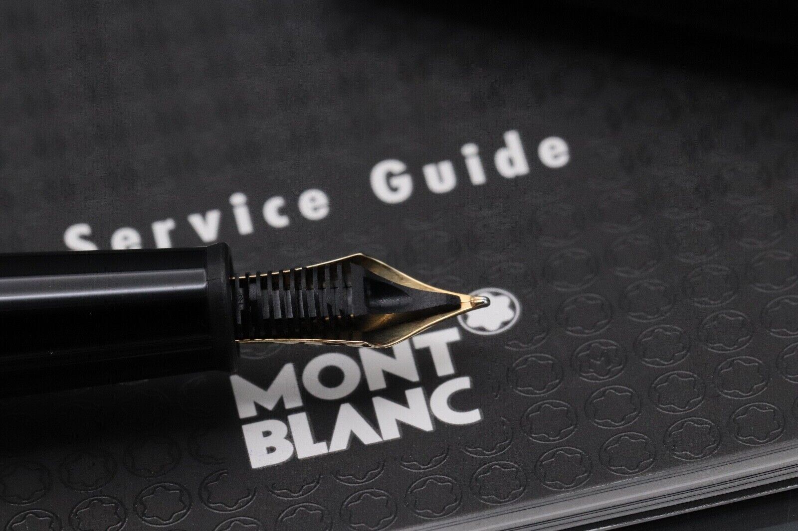 Montblanc Meisterstuck Chopin Classique Gold Line Fountain Pen - UNUSED - Fine image 4