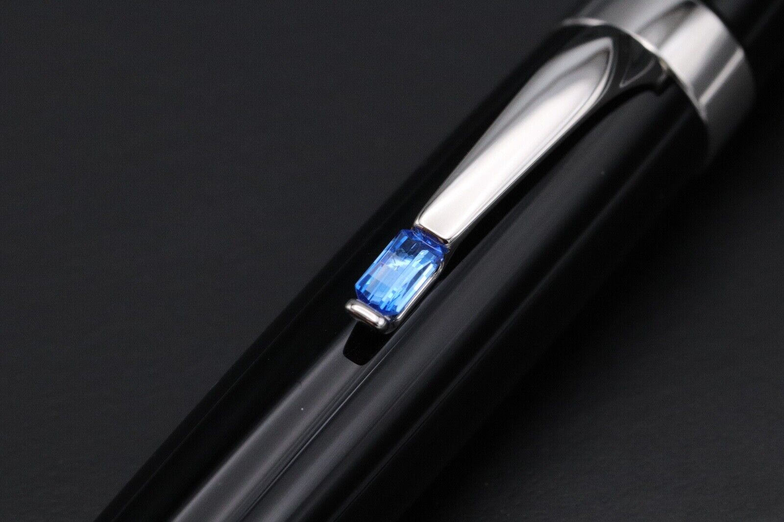 Montblanc Boheme Bleu Ballpoint Pen - UNUSED image 2