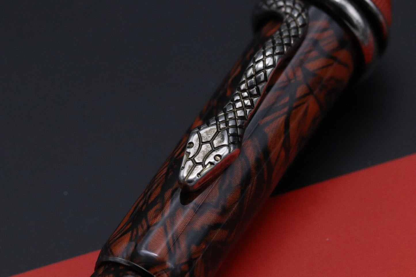 Montblanc Heritage Rouge et Noir Serpent Marble Rollerball / Fineliner Pen image 3
