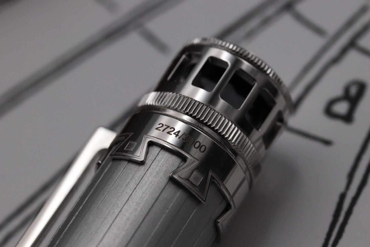 Montblanc Great Characters Leonardo da Vinci 3000 LE Fountain Pen - UNUSED image 6