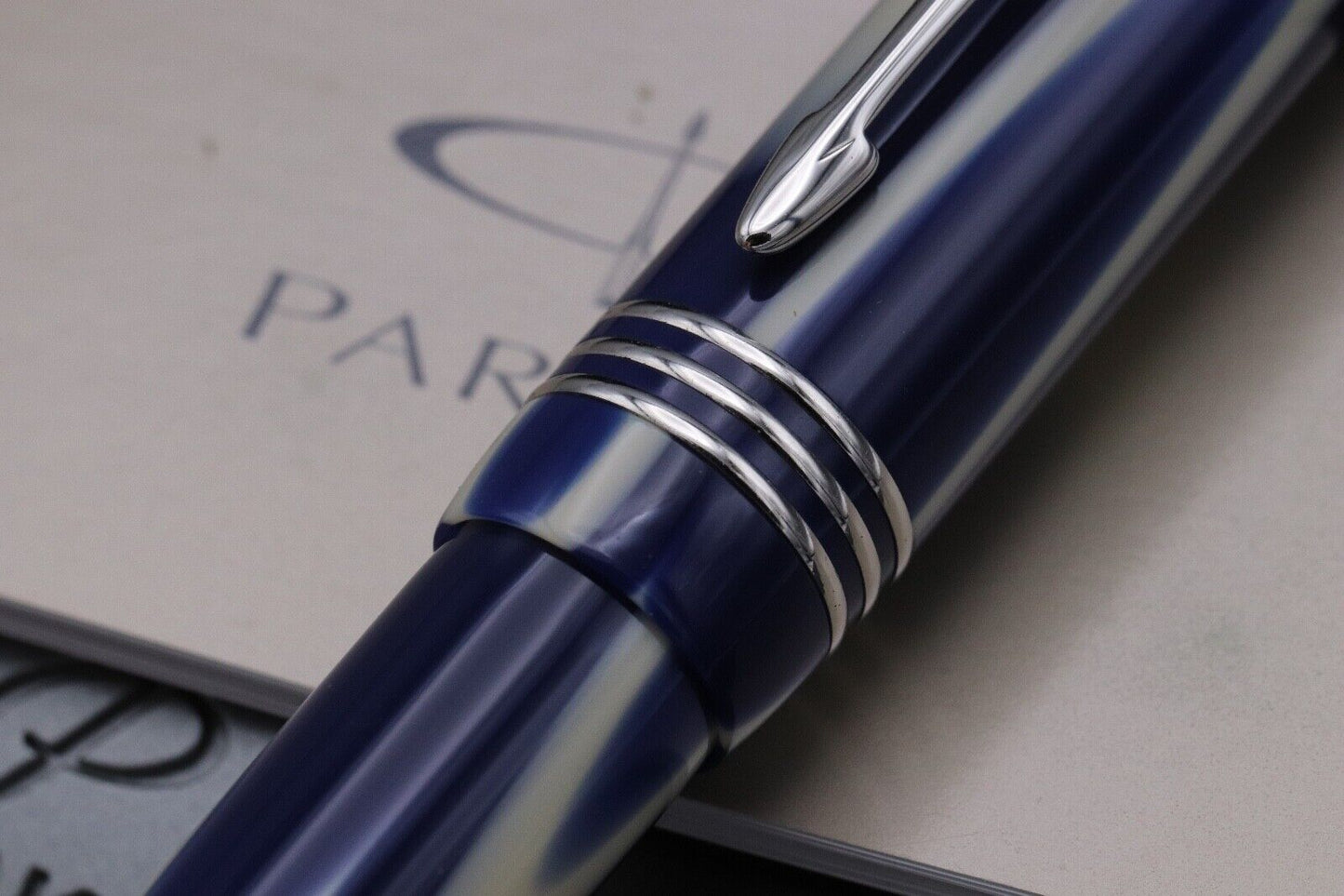Parker Duofold Centennial True Blue Fountain Pen image 3
