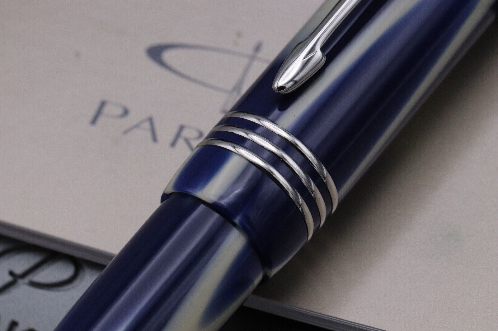 Parker Duofold Centennial True Blue Fountain Pen image 3