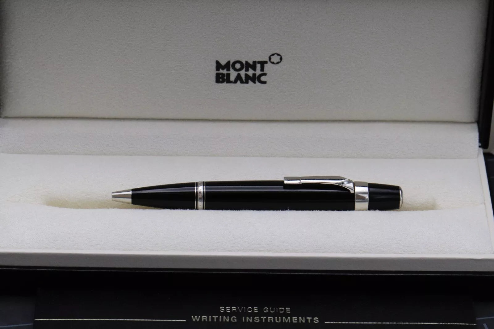 Montblanc Boheme Platinum Line No Stone Ballpoint Pen image 5