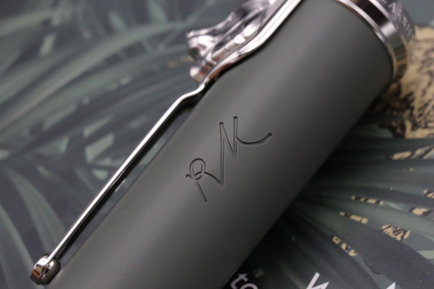Montblanc Writers Edition Rudyard Kipling Fountain Pen - UNUSED image 4