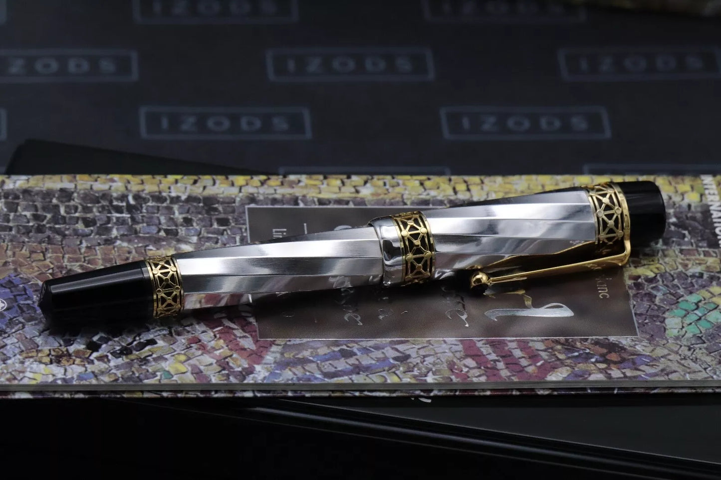 Montblanc Patron Of Art Karl Der Grosse Charlemagne 4810 Fountain Pen – UNUSED image 7