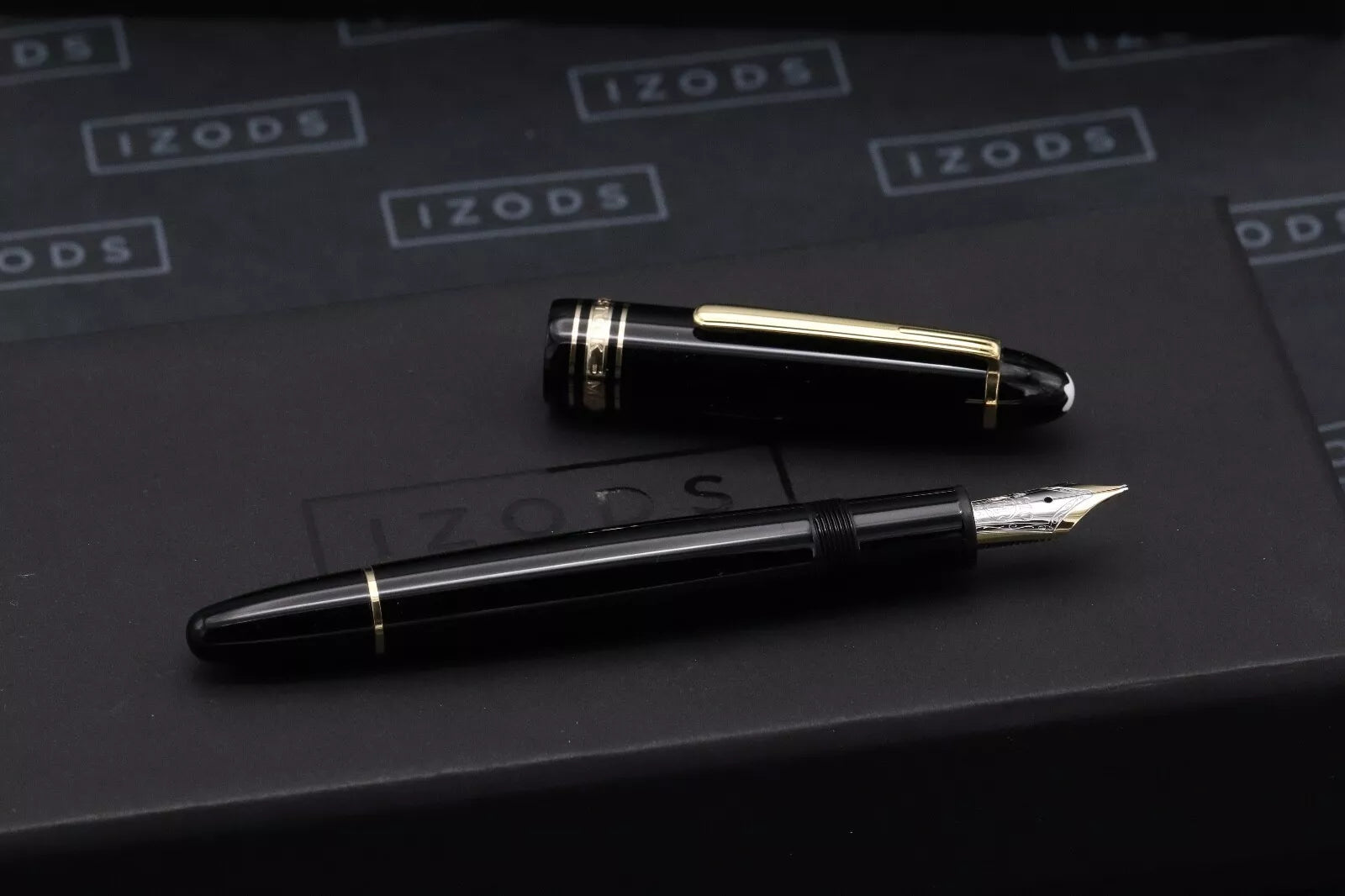 Montblanc Meisterstuck 147 Traveller Gold Coated Fountain Pen image 6