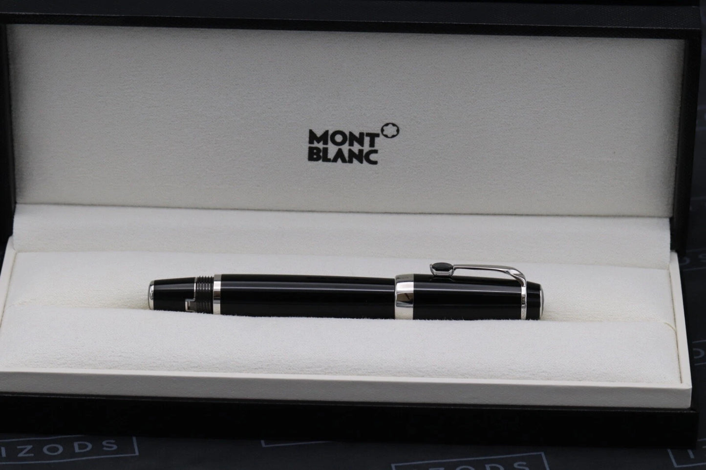 Montblanc Boheme Noir Fountain Pen - Broad Nib image 1