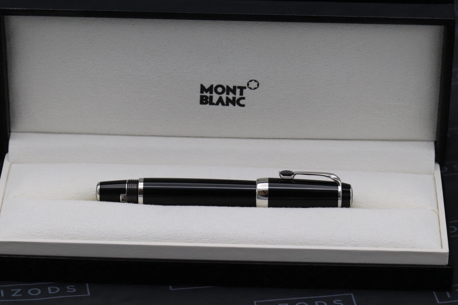 Montblanc Boheme Noir Fountain Pen - Broad Nib image 1