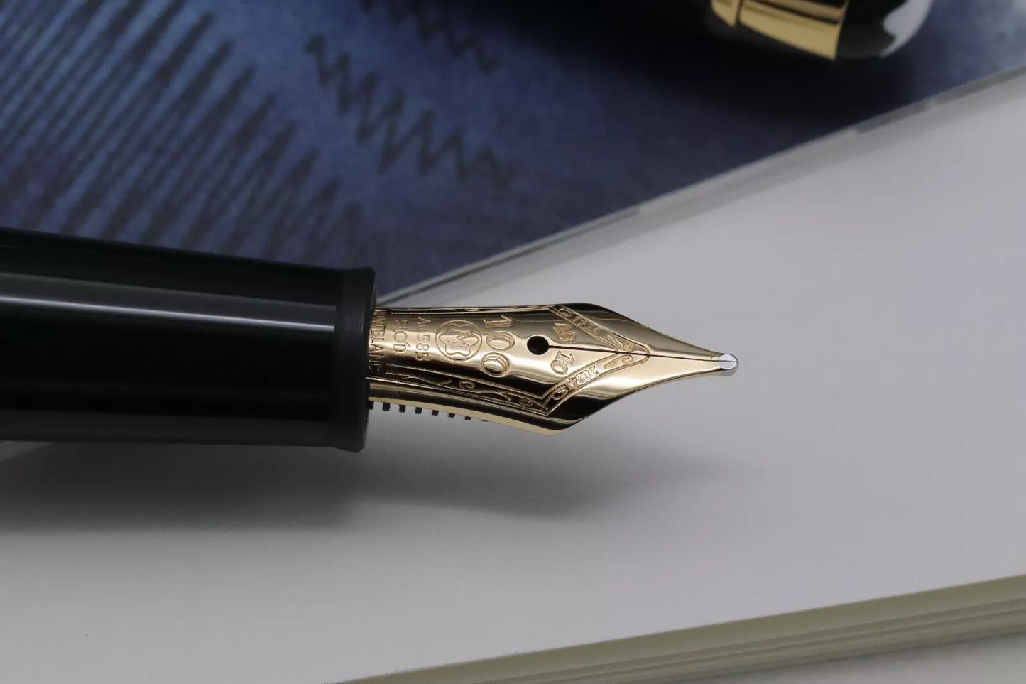 Montblanc Meisterstuck Classique Origin Collection Green Fountain Pen image 7
