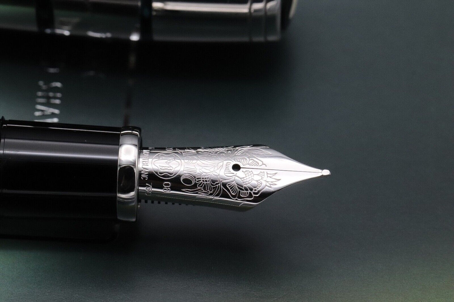 Montblanc Writers Edition George Bernard Shaw Fountain Pen – UNUSED image 2