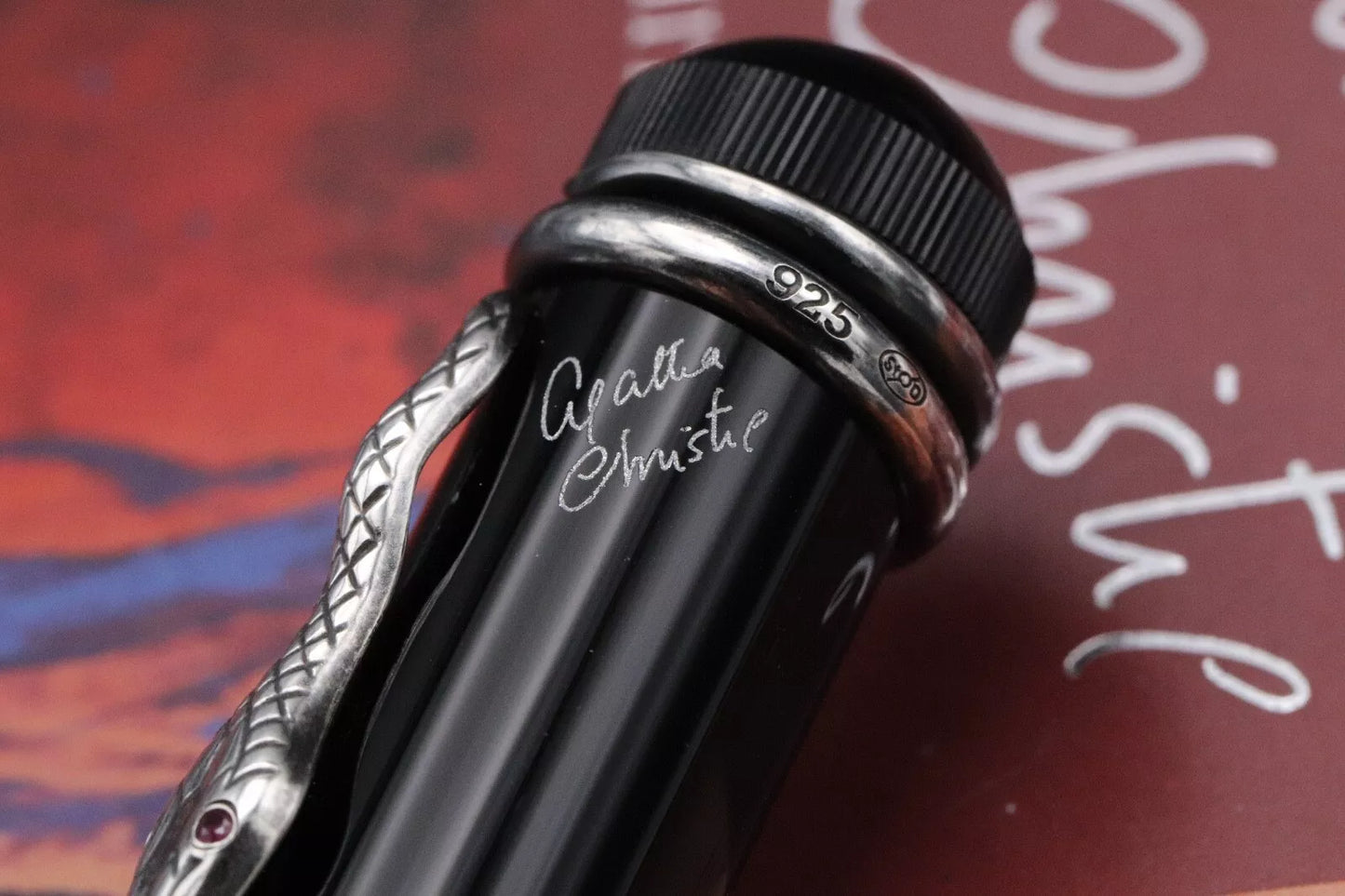 Montblanc Writers Edition Agatha Christie Fountain Pen - Fine Nib - UNUSED image 6