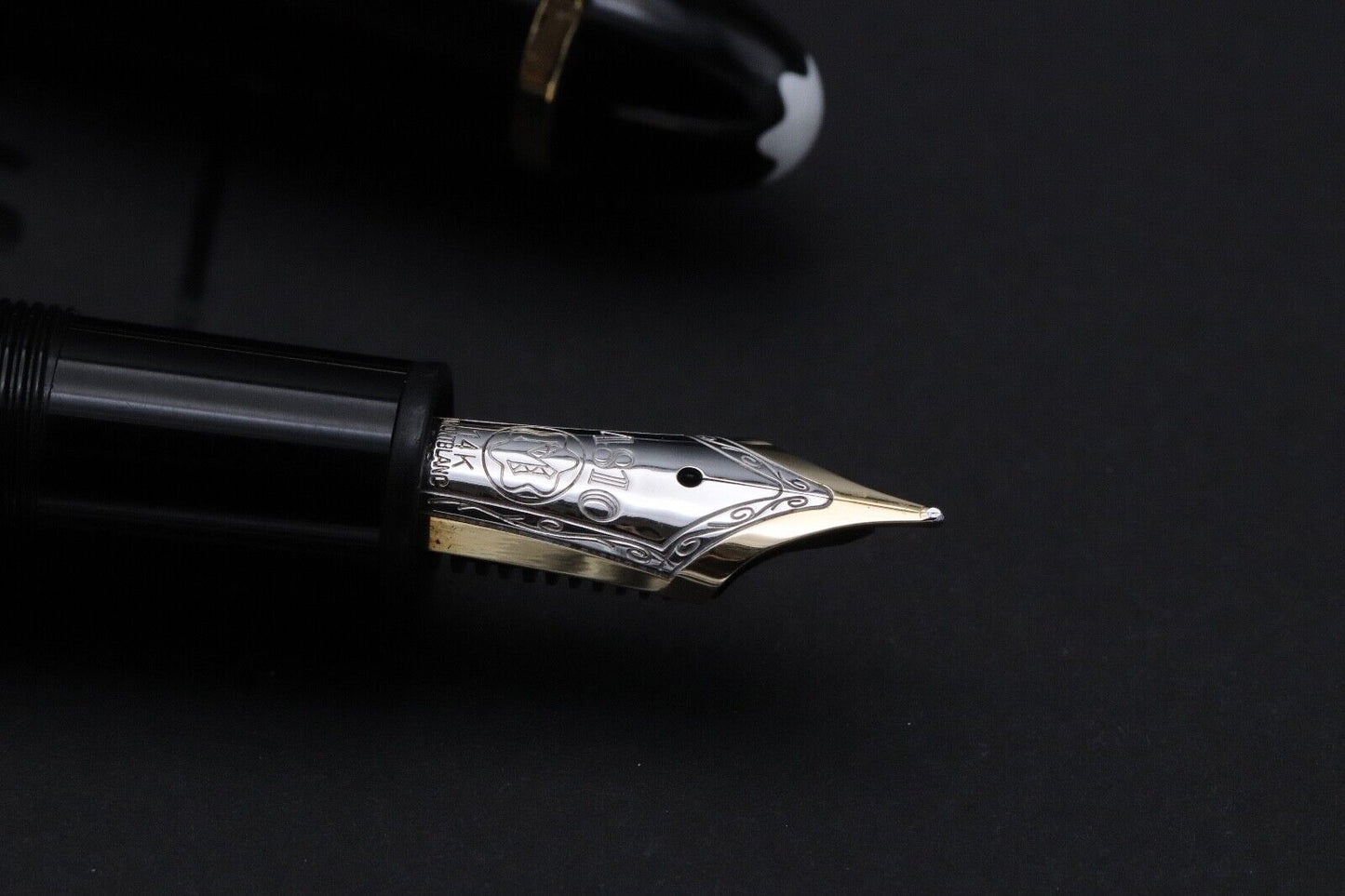 Montblanc Meisterstuck 146 LeGrand Gold-Coated Fountain Pen image 2