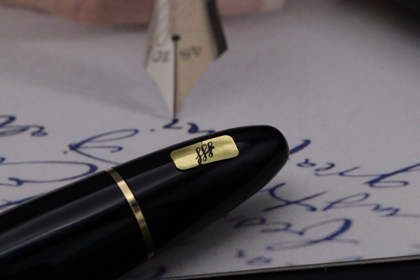 Montblanc Meisterstuck 149 Calligraphy Flex Fountain Pen - UNUSED image 4