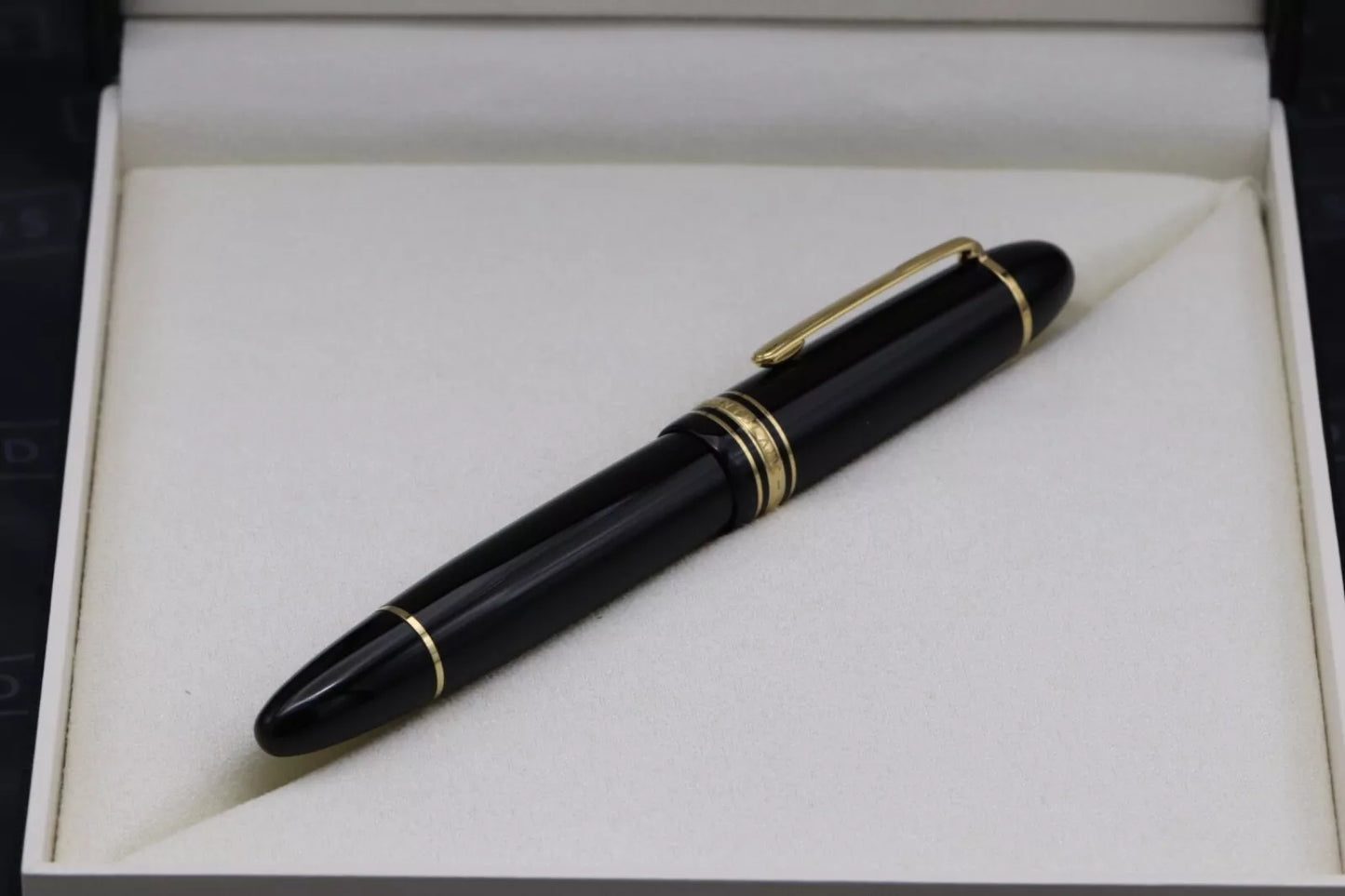 Montblanc Meisterstuck 149 Calligraphy Flex Fountain Pen image 2