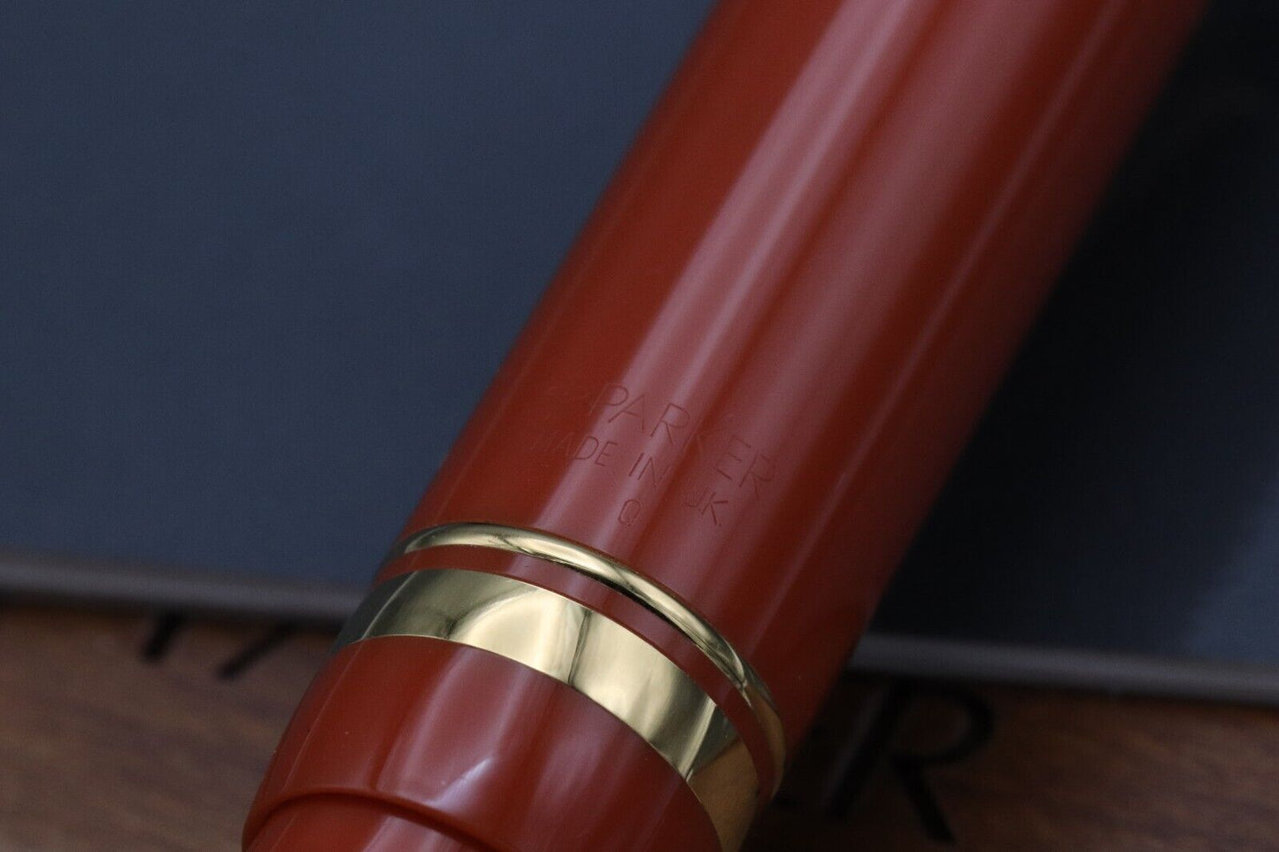 Parker Duofold Centennial Orange Fountain Pen - 1990 - Fine Nib image 4
