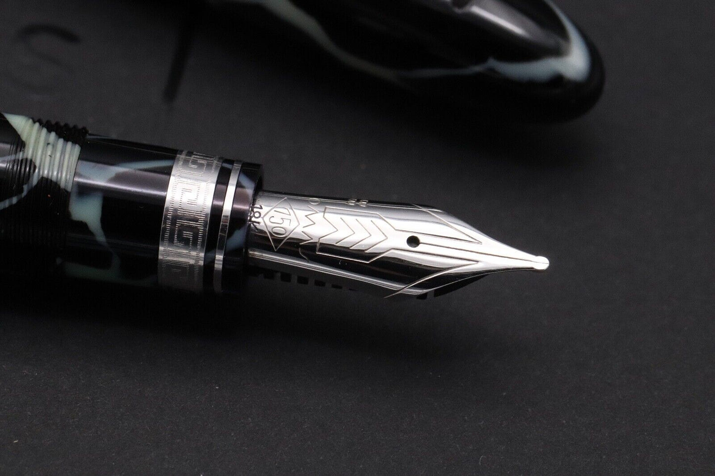 Omas Ogiva Wild Celluloid Limited Edition 30 Fountain Pen - BB Nib image 2