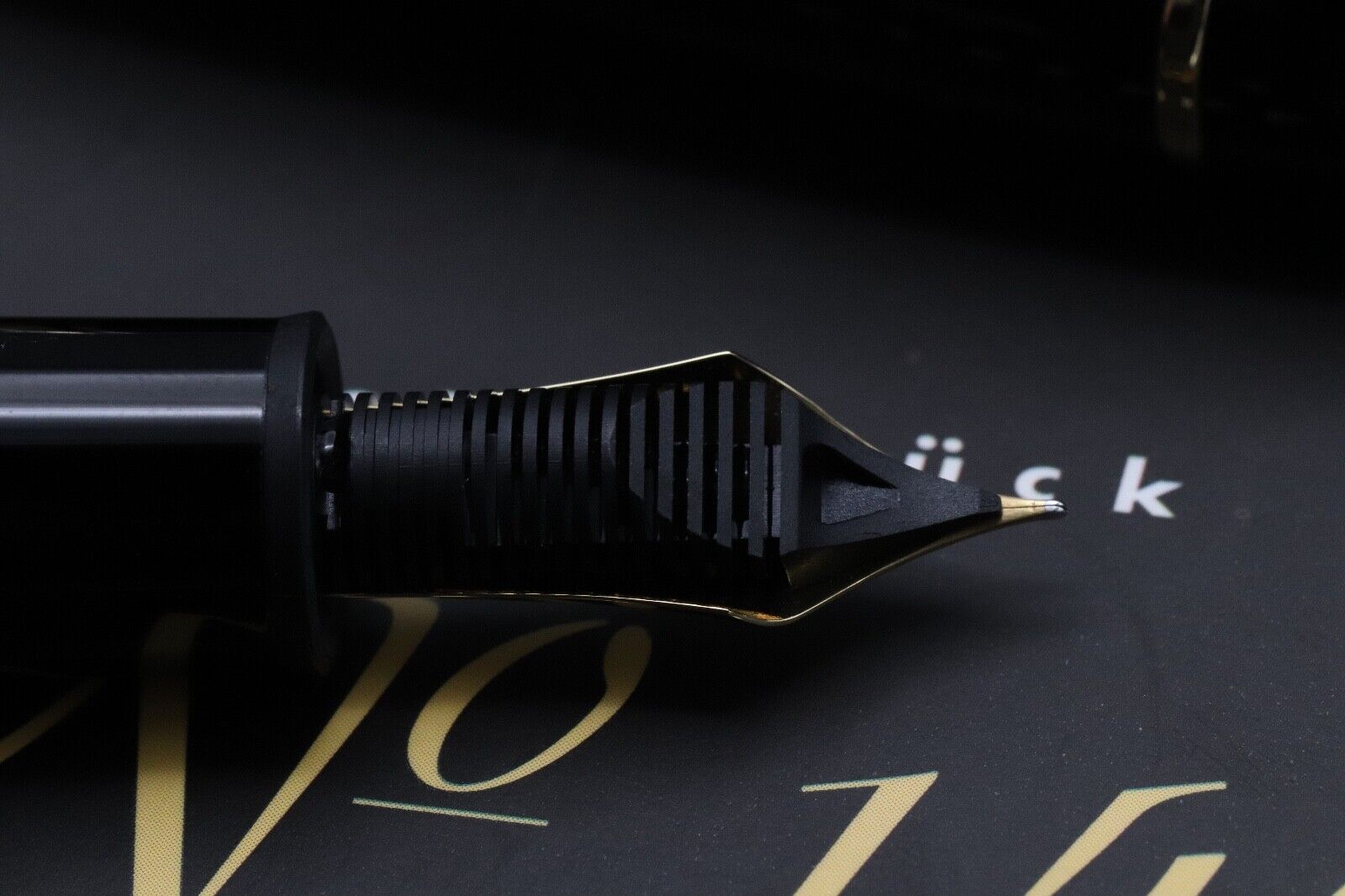 Montblanc Meisterstuck 149 Gold-Coated Fountain Pen - DIPPED - EF Nib image 3