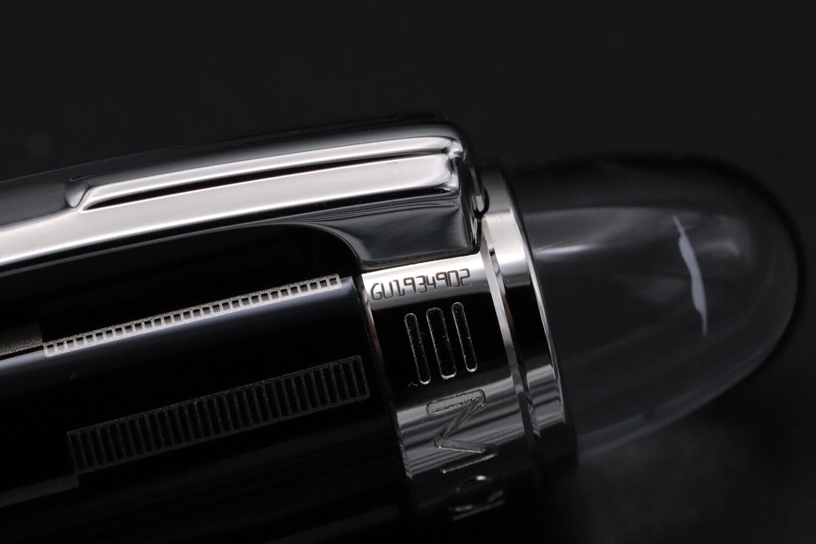 Montblanc Starwalker Black Mystery Rollerball / Fineliner Pen image 4