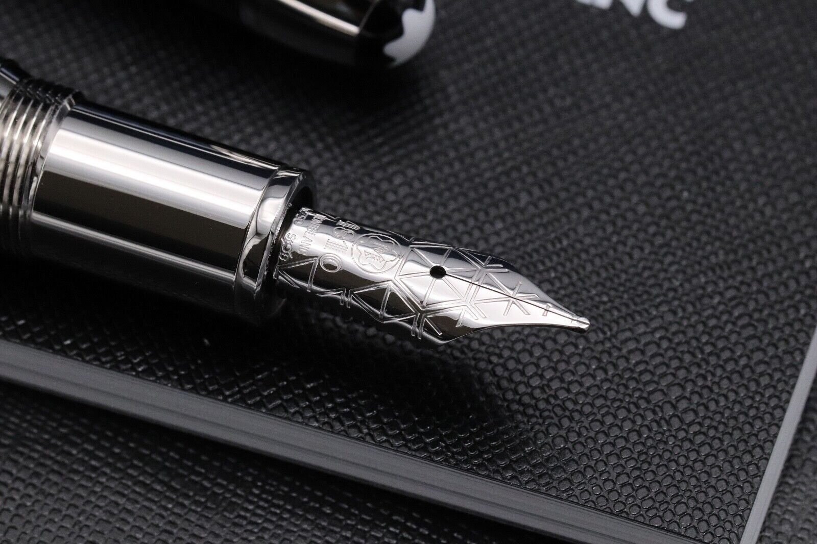Montblanc Meisterstück LeGrand Blue Hour Fountain Pen - UNUSED image 2