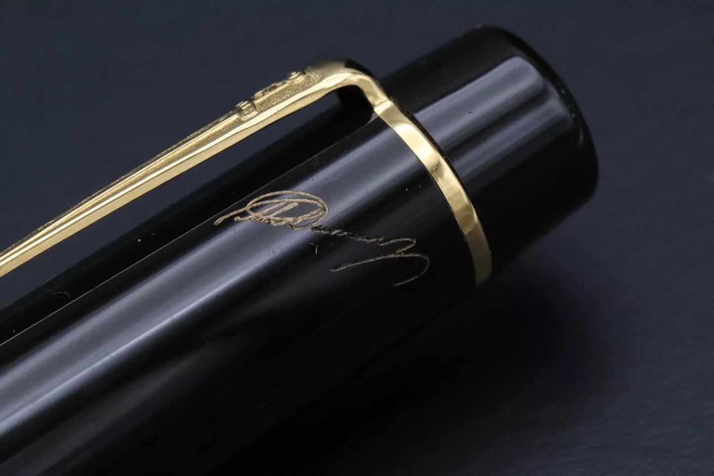 Montblanc Writers Edition Alexandre Dumas (Father) Fountain Pen image 7