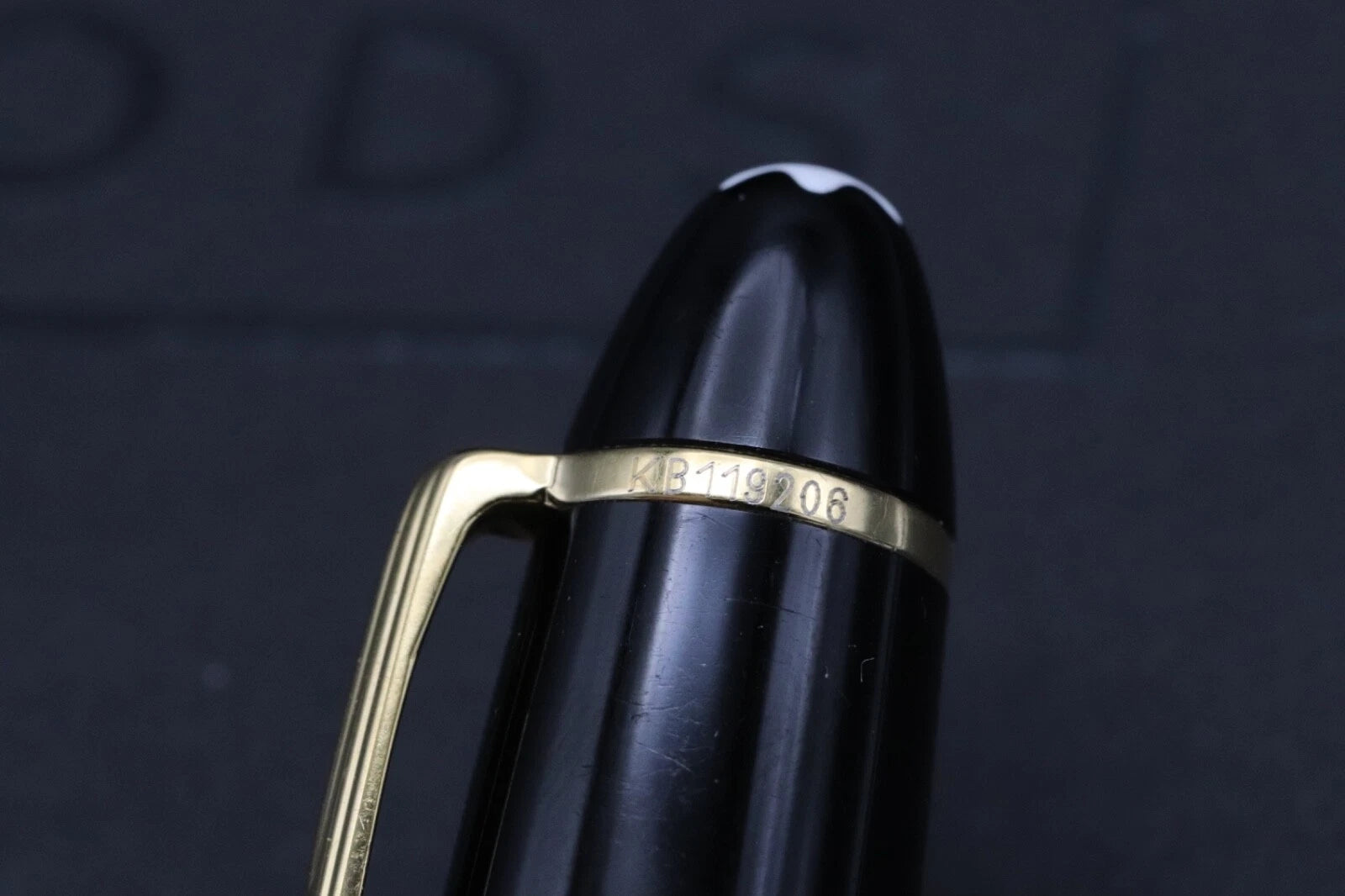 Montblanc Meisterstuck LeGrand Gold Line Fountain Pen - 1991-92 - 18k Fine Nib - Serviced by MB March 25 image 3