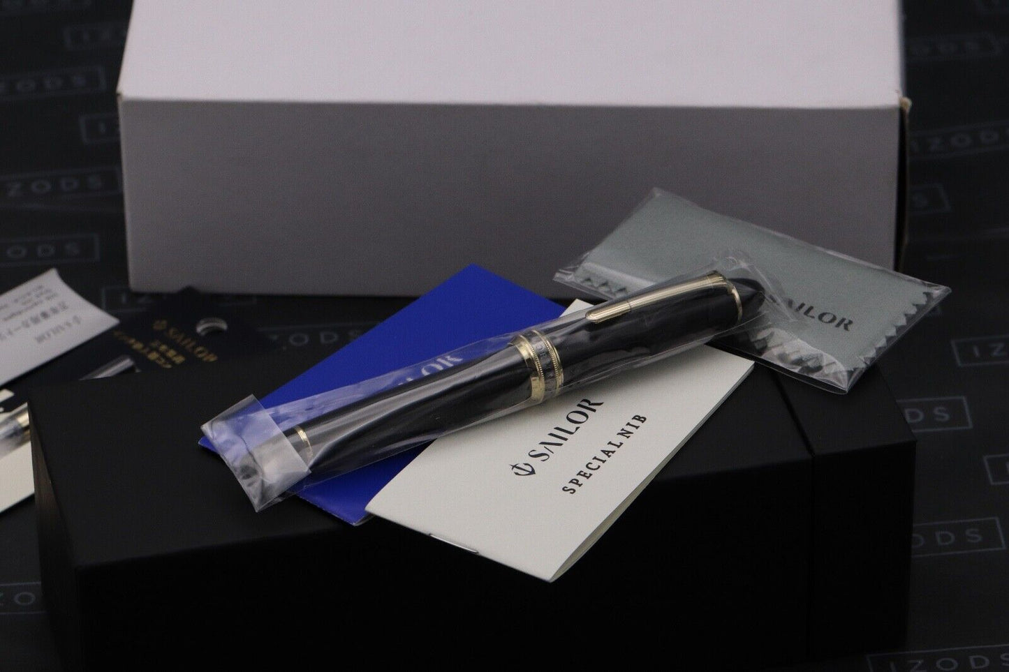 Sailor 1911L Black Gold Fountain Pen - M Naginata Togi Nib - SEALED image 0