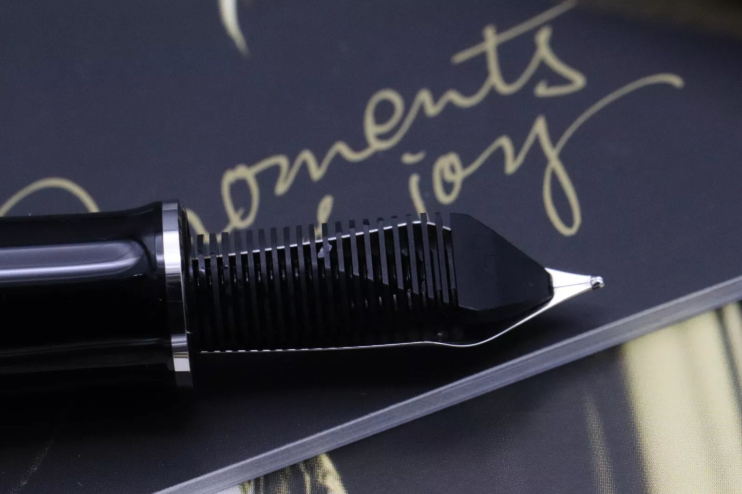 Pelikan Souveran M1005 Stresemann Fountain Pen image 3