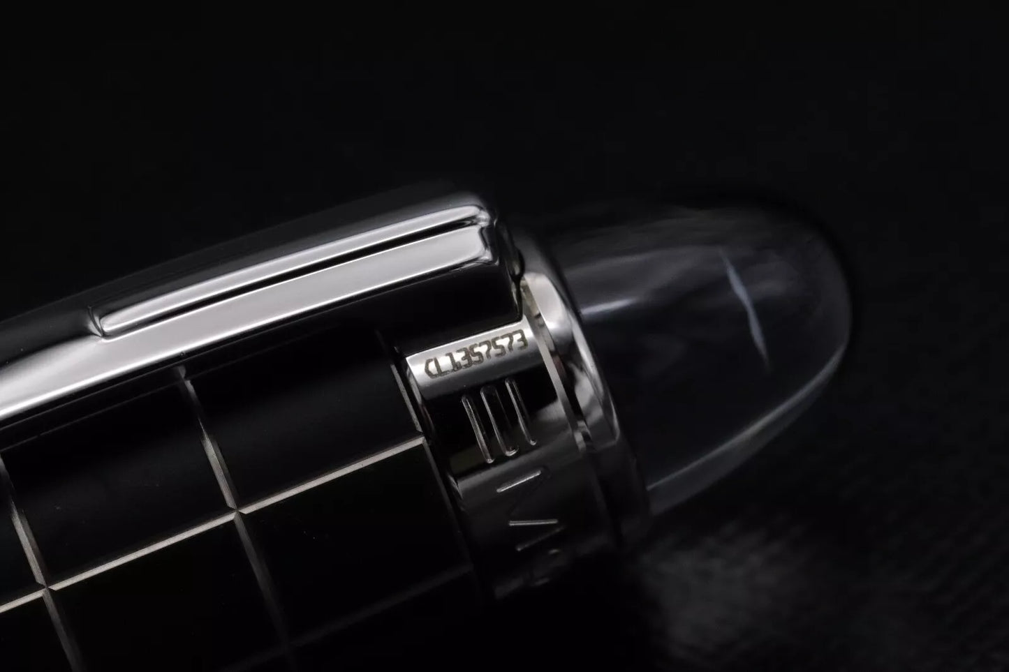 Montblanc Starwalker Rubber Platinum Rollerball / Fineliner Pen image 5