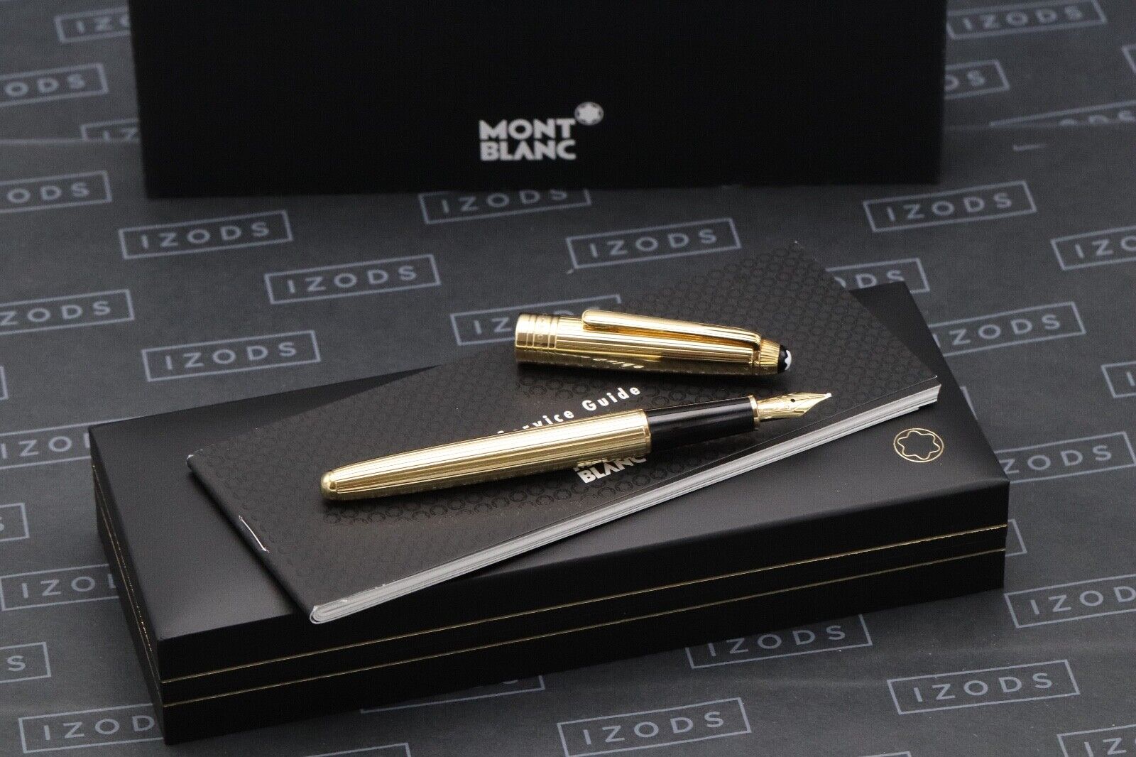Montblanc Meisterstuck 144 Classique Pinstripe Solid Gold Fountain Pen image 0
