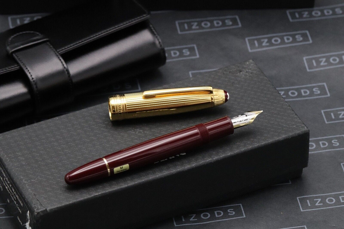 Montblanc Meisterstuck Traveller Bordeaux Vermeil Fountain Pen with Pouch image 1