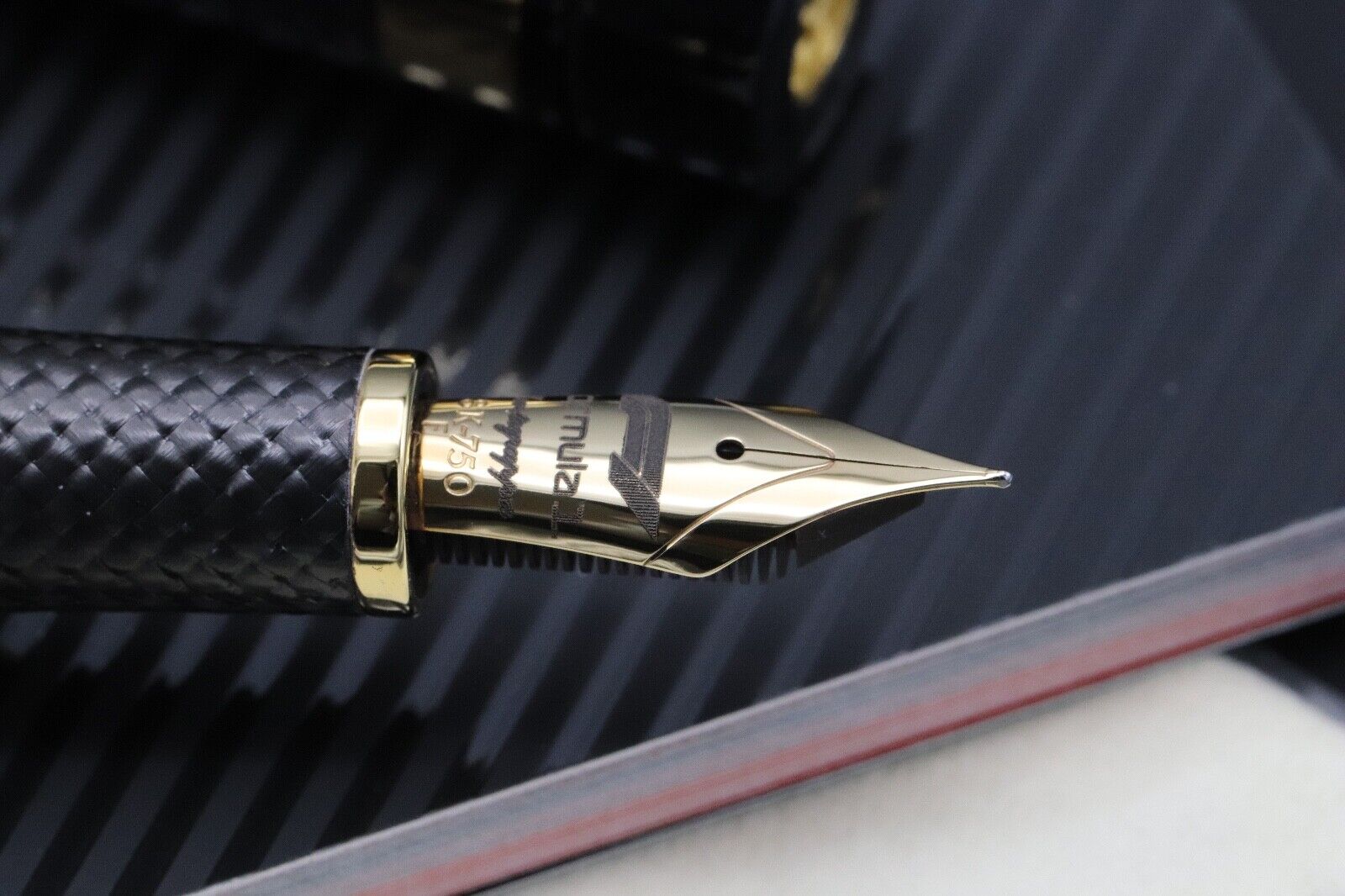 Montegrappa F1 Speed Podium Black LE372 Fountain Pen image 2