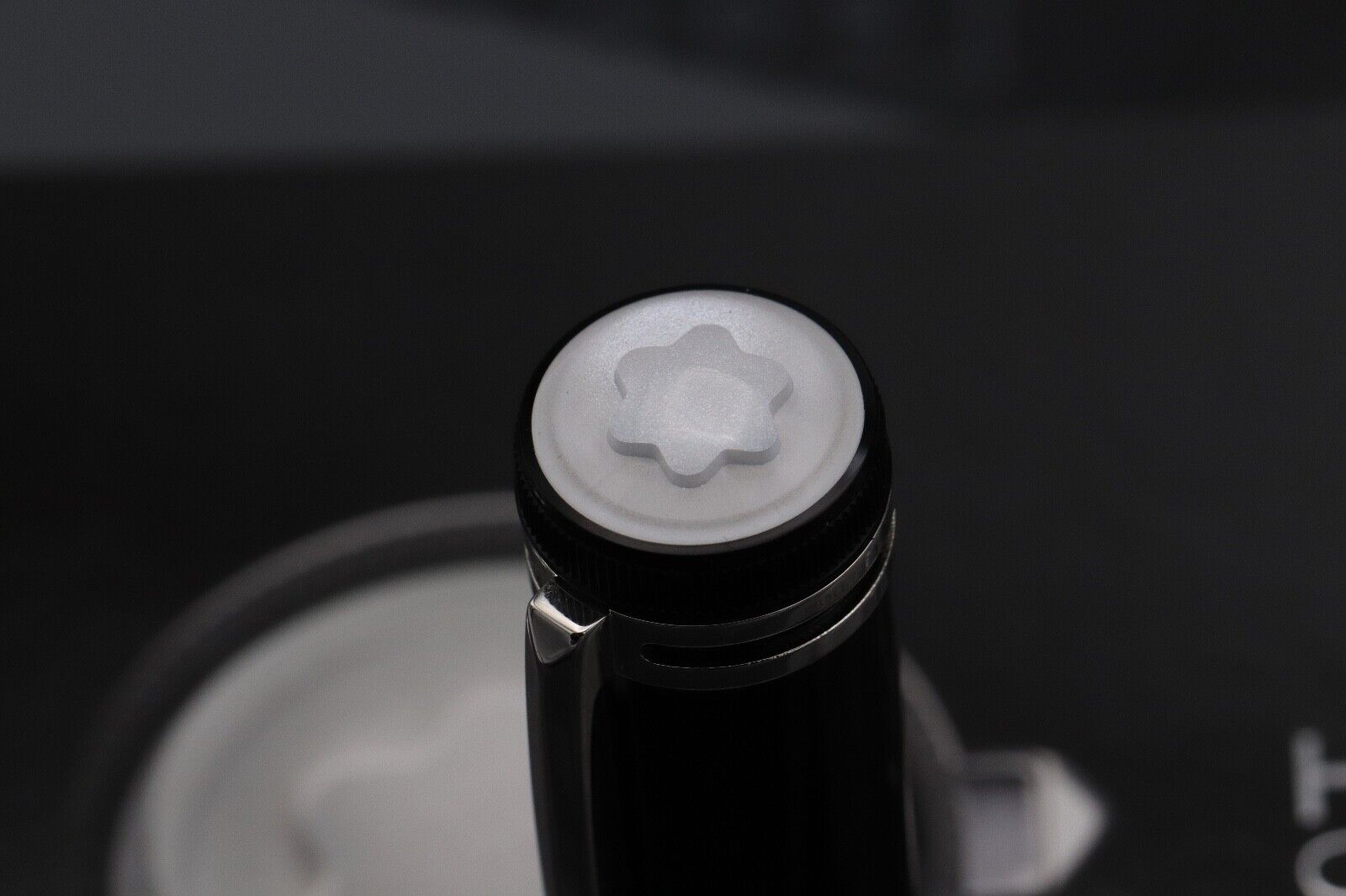 Montblanc Heritage 1912 Fountain Pen - NEVER INKED image 4