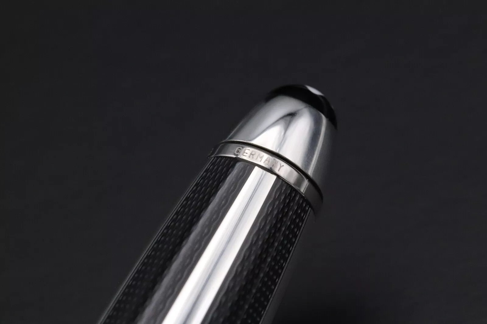 Montblanc Meisterstuck 146 LeGrand Silver Fibre Guilloche Fountain Pen - UNUSED image 8