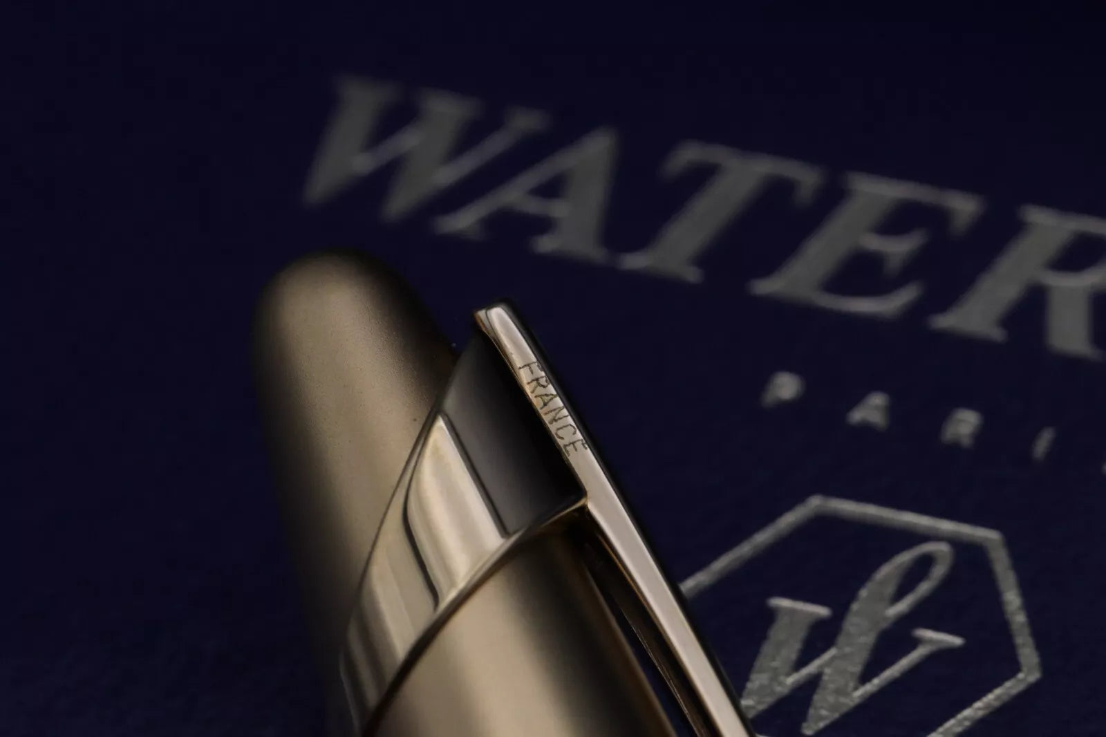 Waterman Edson Sapphire Blue Fountain Pen image 5
