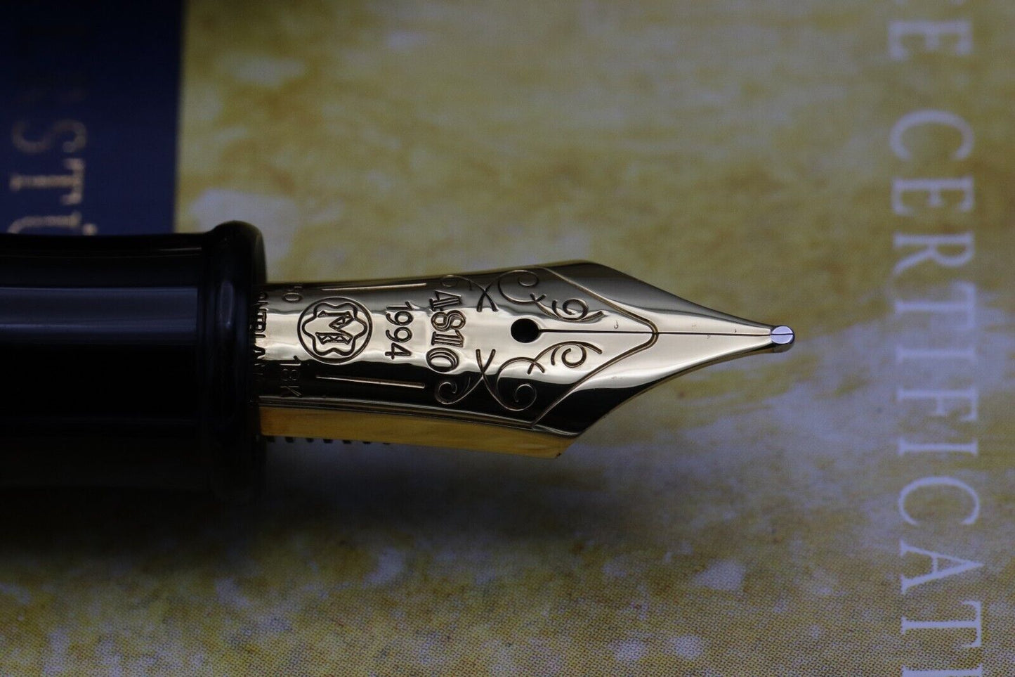Montblanc Writers Edition Oscar Wilde Fountain Pen image 2