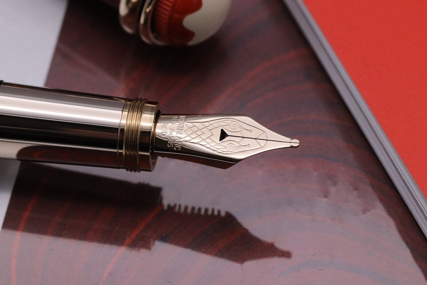 Montblanc Heritage Serpent Marble ‘Gift of Writing’ Fountain Pen Set – UNUSED image 2