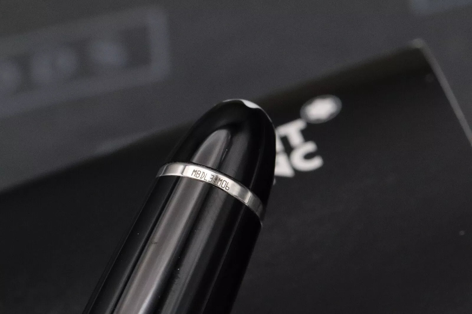 Montblanc Meisterstuck 146 LeGrand Platinum-Coated Fountain Pen image 5