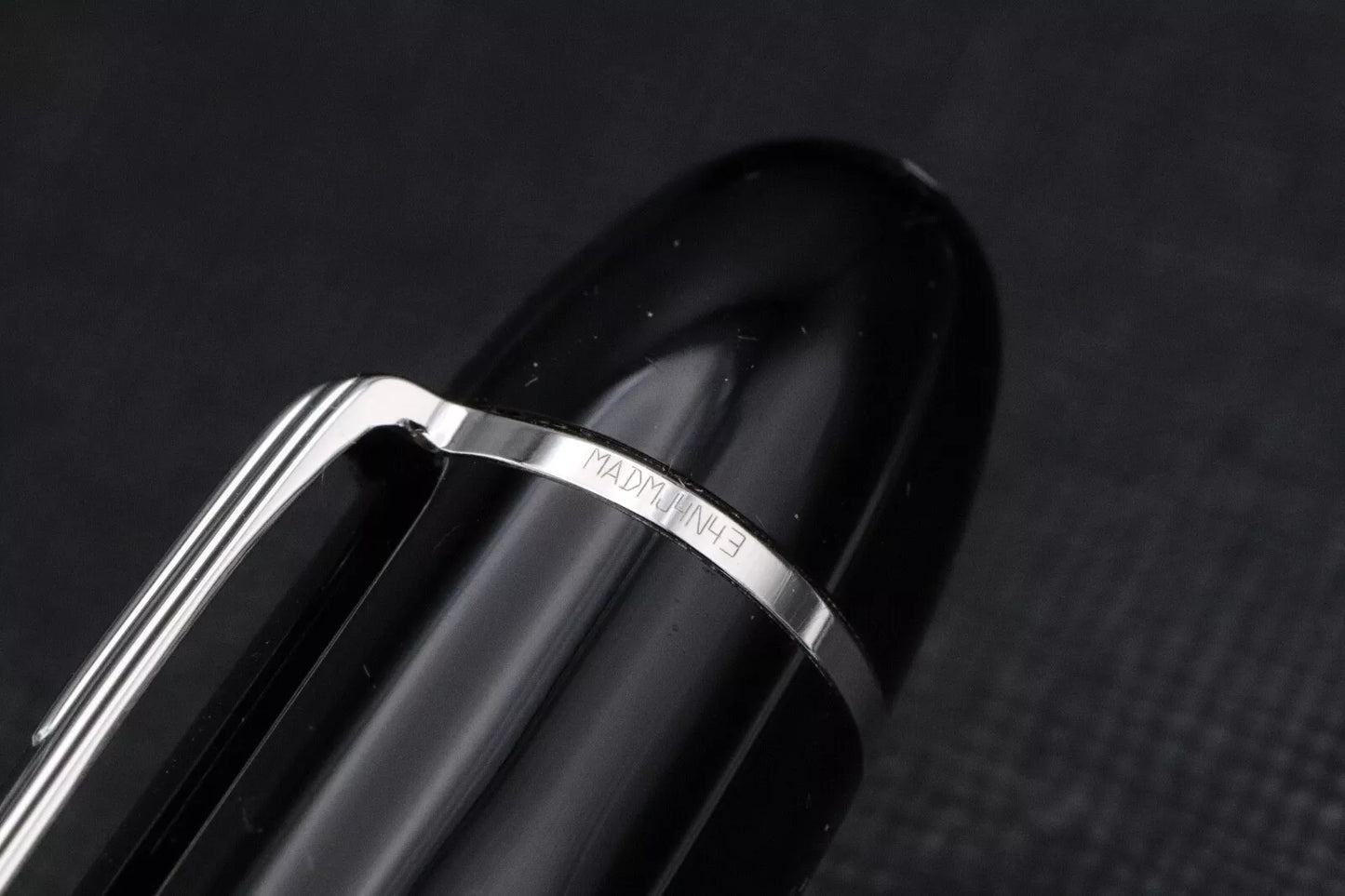 Montblanc Meisterstuck 149 Platinum-Coated Fountain Pen - EF Nib image 5