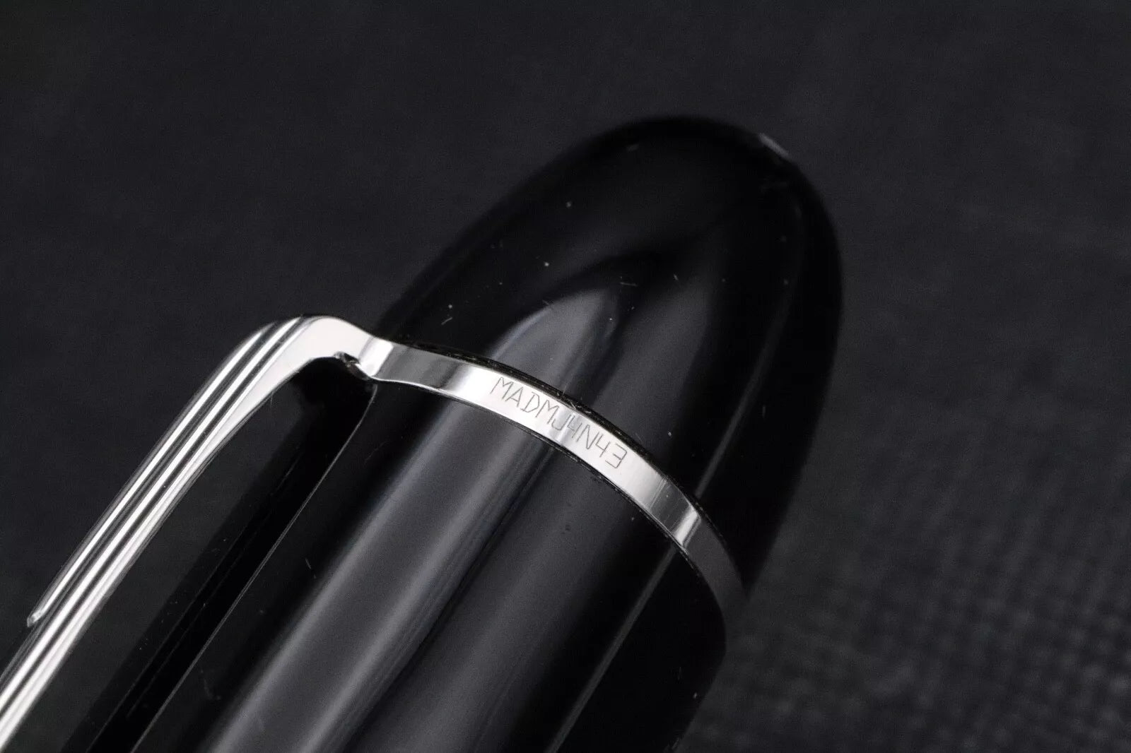 Montblanc Meisterstuck 149 Platinum-Coated Fountain Pen - EF Nib image 5