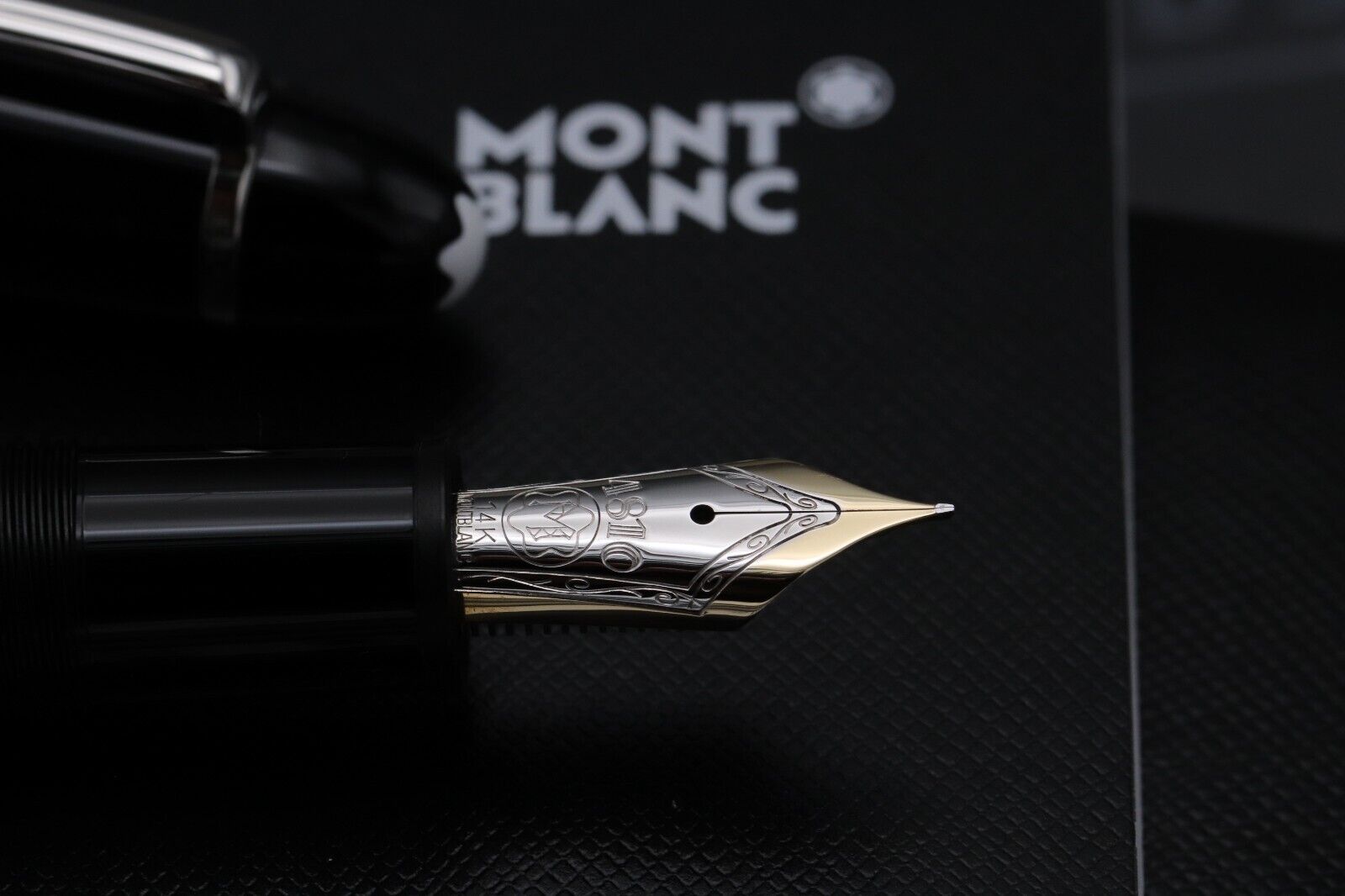 Montblanc Meisterstuck 146 LeGrand Platinum-Coated Fountain Pen - EF - DIPPED image 2