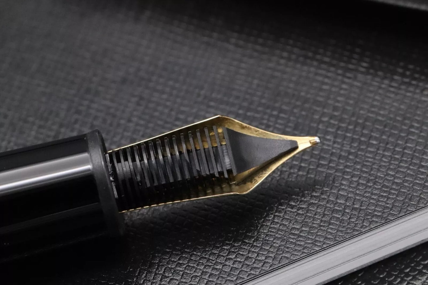 Montblanc Meisterstuck 146 LeGrand Steel Fountain Pen image 5