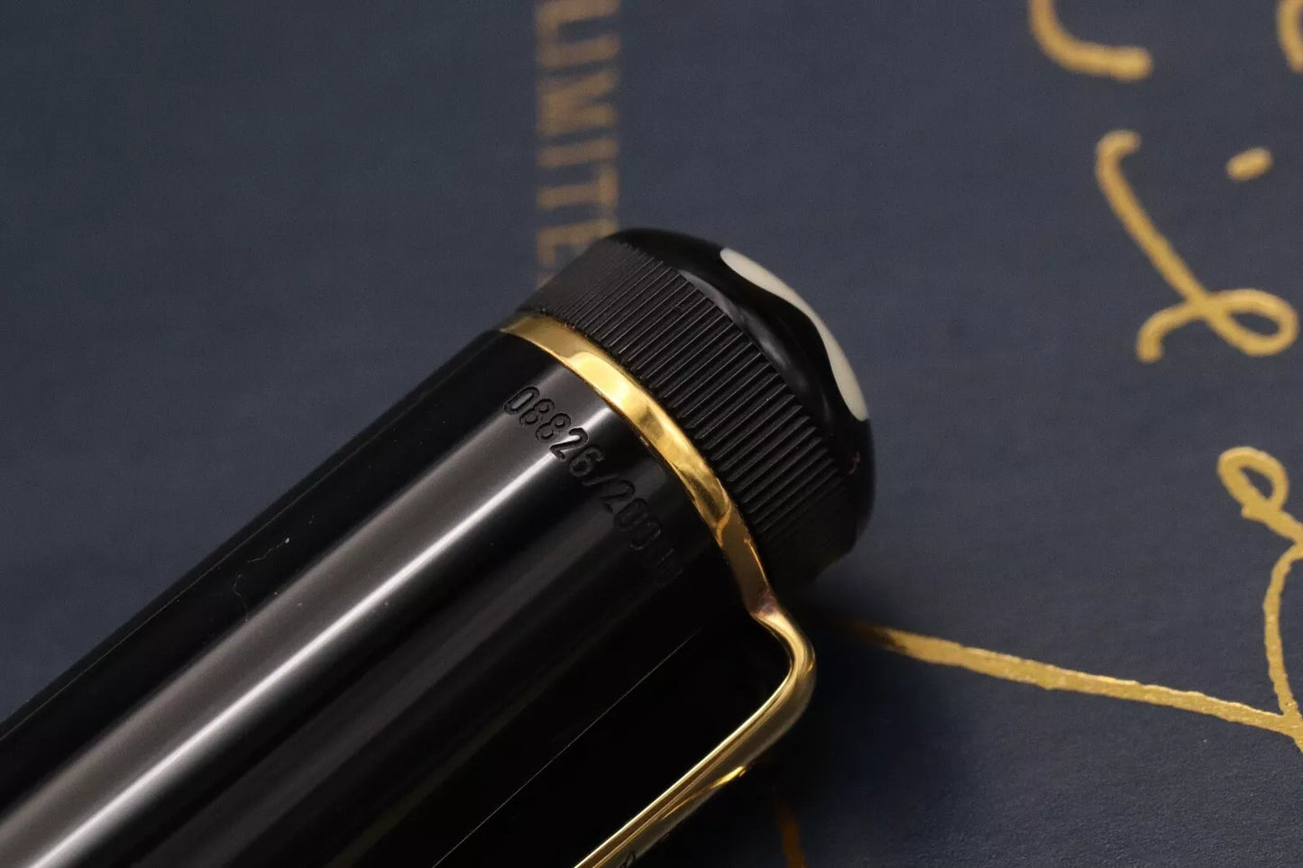 Montblanc Writers Edition Oscar Wilde Fountain Pen image 7