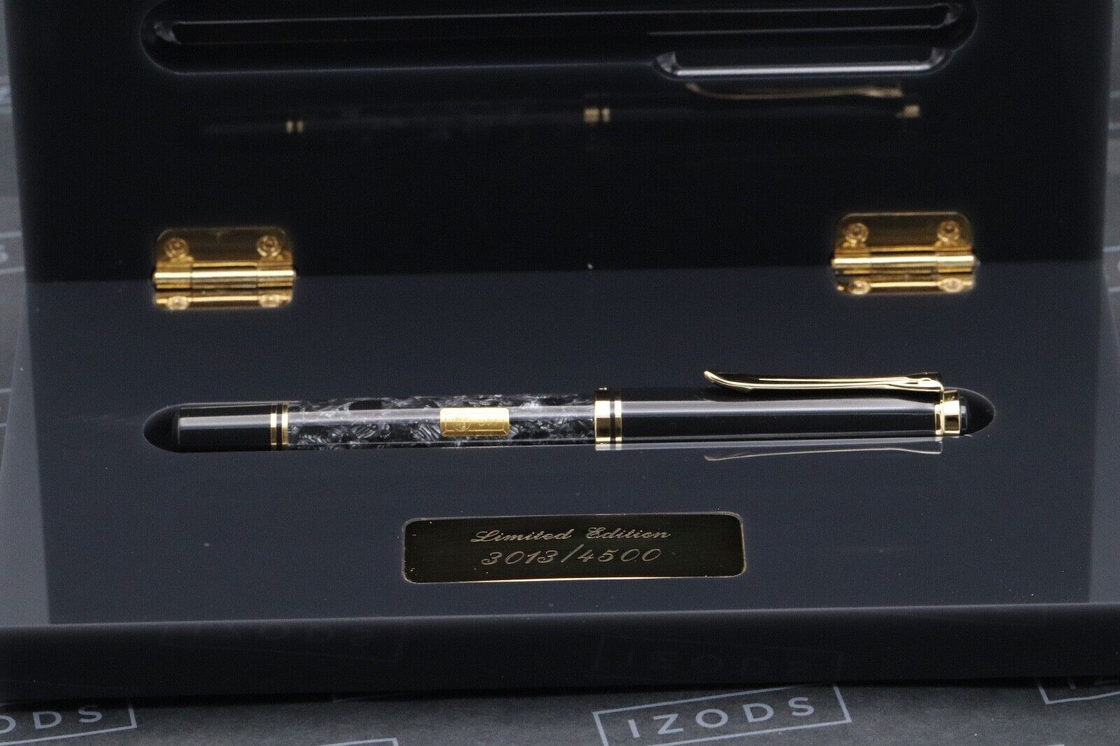 Pelikan Souveran M800 Wall Street LE Fountain Pen - UNUSED - BB PF Marking Nib image 8
