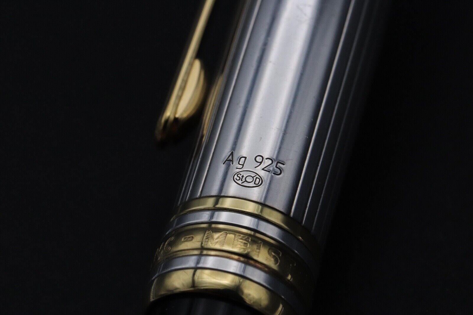 Montblanc Meisterstuck 164 Classique AG925 Pinstripe Doue Ballpoint Pen image 3