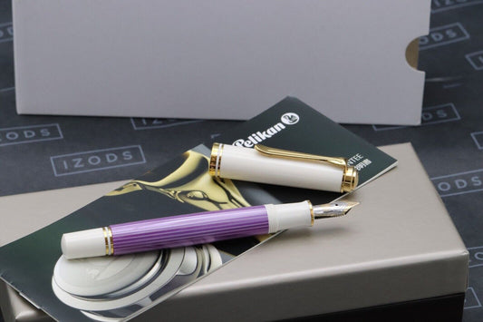 Pelikan Souveran M600 Violet White Special Edition Fountain Pen - Broad Nib image 1