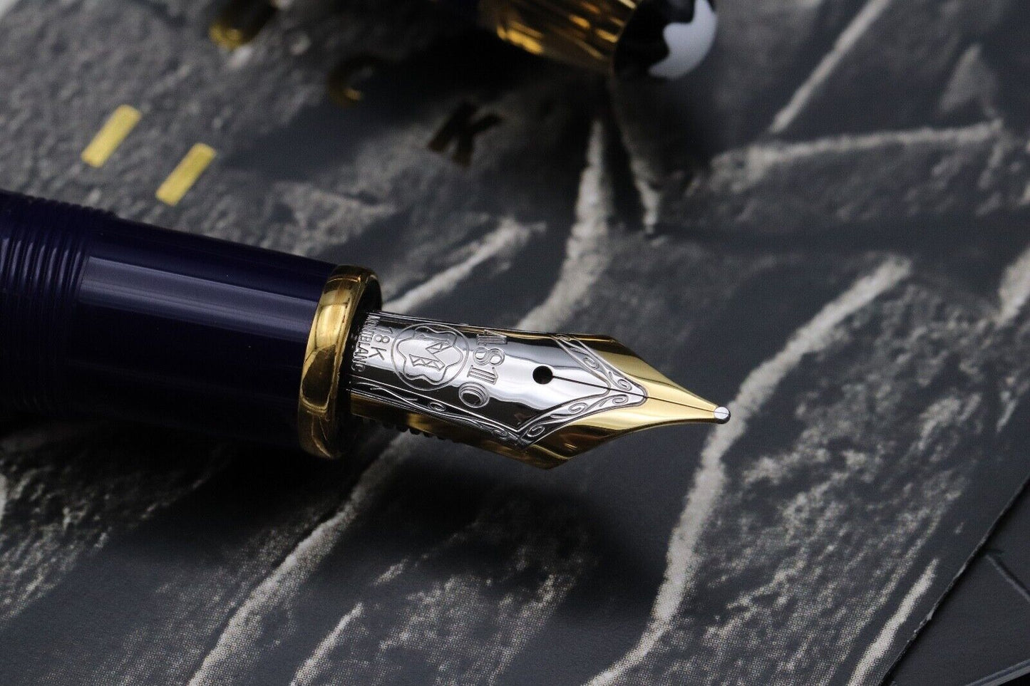 Montblanc Meisterstuck 146 LeGrand Ramses II Vermeil Fountain Pen image 2